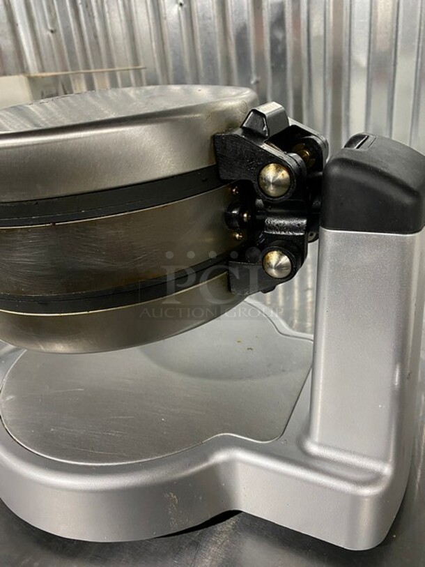 Cuisinart Double Belgian Waffle Maker! - Image 5 of 9