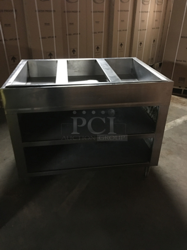 Stainless Steel 3 Bay Steam Table! With 2 Shelves Storage Underneath! On Legs! - Image 4 of 7
