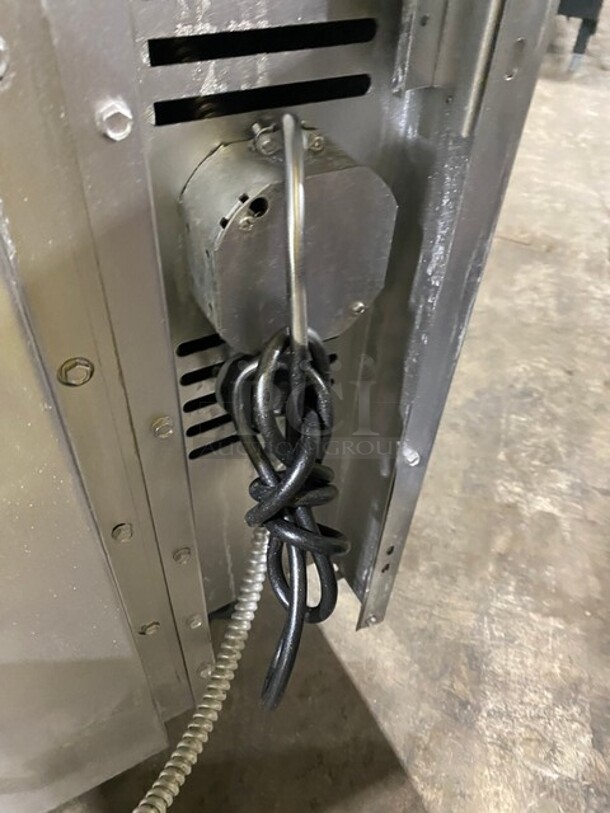 American Range Commercial Natural Gas Powered 6 Burner Stove! With Backsplash! With Full Size Oven Underneath! All Stainless Steel! On Casters! - Image 8 of 10