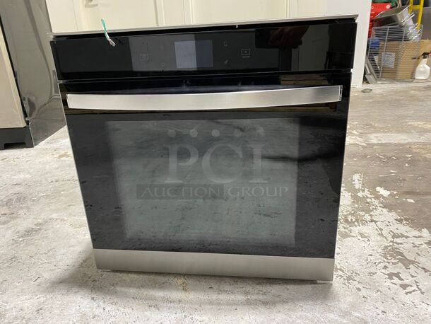 Whirlpool - 24" Built-In Single Electric Convection Wall Oven with Adjustable Self-Clean Cycle - Stainless Steel

 - Image 1 of 5
