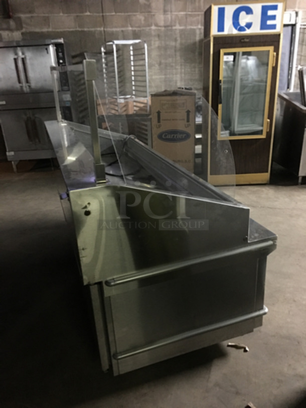 AN AMAZING FIND! Traulsen Commercial Open Grab-N-Go Seafood Display Case! With Side Splashes! All Stainless Steel! On Casters! Model: TD078HTZSC01 SN: T176629A12 115V 60HZ 1 Phase - Image 3 of 8