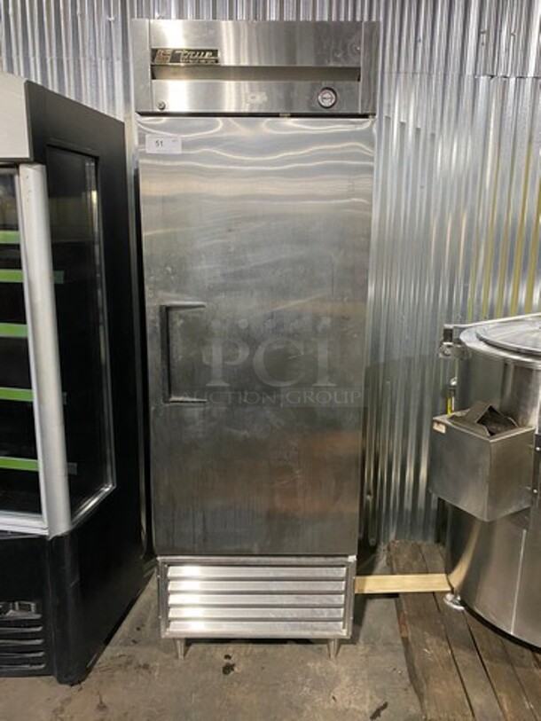 True Commercial Single Door Reach In Refrigerator! With Poly Coated Racks! Solid Stainless Steel! On Casters! Model: T23 SN: 11819948 115V 60HZ 1 Phase - Image 1 of 11