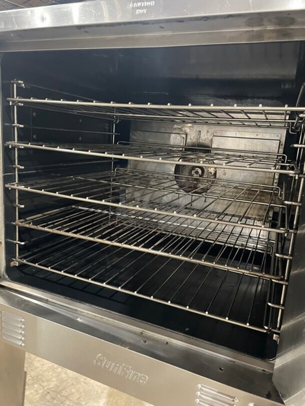 NICE! SunFire Natural Gas Powered Commercial Single Deck Convection Oven! All Stainless Steel! With Metal Racks! 120V 1 Phase! Model: SCO-GS-10S SN: 1207230000399! - Image 7 of 9