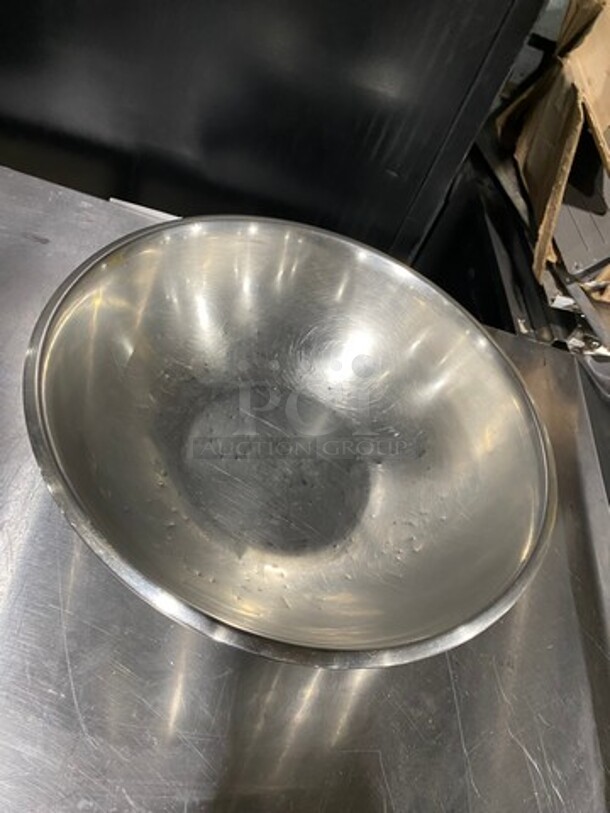 Assorted Size Stainless Steel Mixing Bowls! 6x Your Bid! - Image 2 of 3