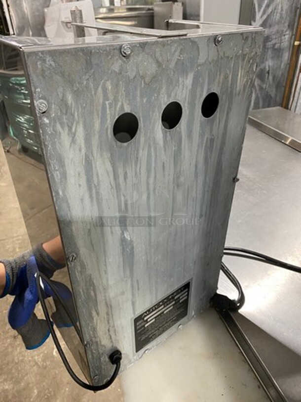 Auto Doner Commercial Countertop Electric Powered Vertical Broiler Gyro Machine! All Stainless Steel! Model: 3PEM SN: J2087 220V 60HZ 1 Phase - Image 4 of 9
