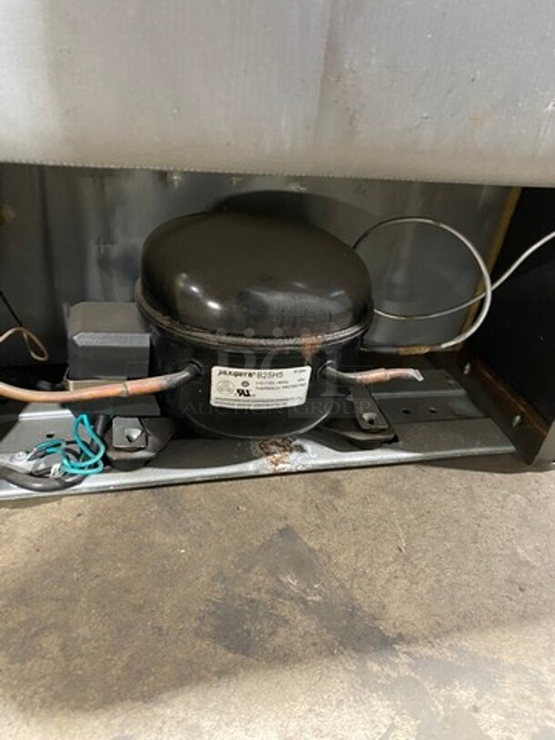 Black & Decker Countertop One Door Mini Cooler! - Image 9 of 9