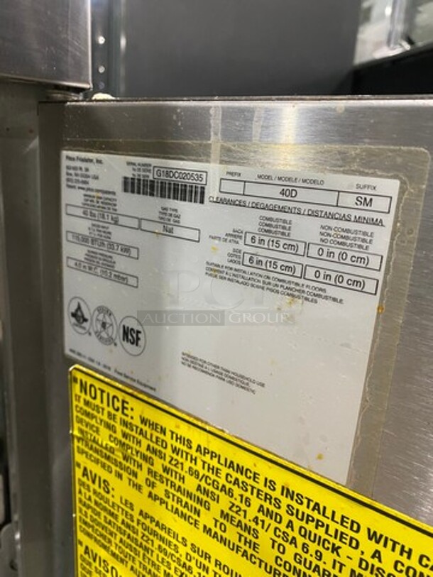 NICE! Pitco Commercial Natural Gas Powered Deep Fat Fryer! With Backsplash! With 2 Metal Frying Baskets! All Stainless Steel! On Legs! Model: 40D SN: G18DC020535 - Image 8 of 9