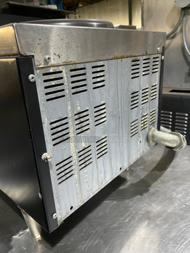 Garland Commercial Countertop Electric Powered Range, Double Burner! All Stainless Steel! On Legs! Model: ED15HSE SN: 0807100101267 208V 60HZ 3 Phase - Image 6 of 9