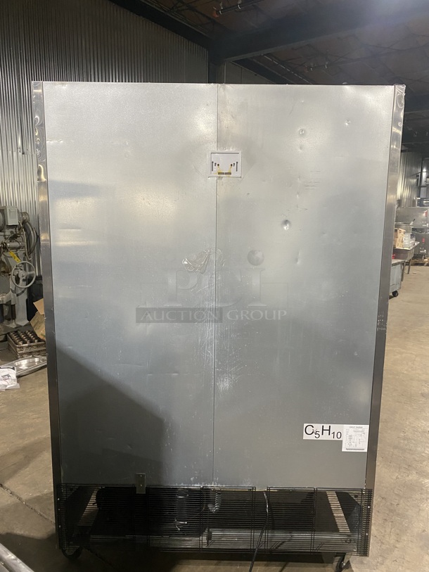 Nice! 2020 Late Model! Atosa 2 Door Reach-in Vertical freezer! Stainless Steel! MODEL: MBF8503GR SN: MBF8503GRAUS100320070600C40023 115V 1PH! Working When Removed! - Image 6 of 7