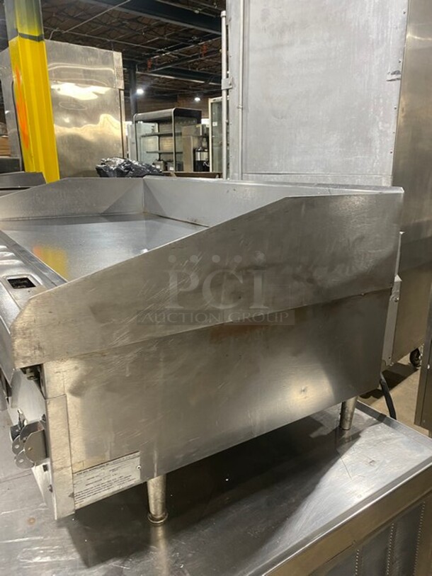 WOW! Lang Commercial Natural Gas Powered Countertop Mirror Shine Polished Top Flat Griddle! With Back & Side Splashes! All Stainless Steel! On Legs! 120V 1 Phase! Model: 4880-NAT-SH SN: GT2481218H0611! - Image 3 of 10