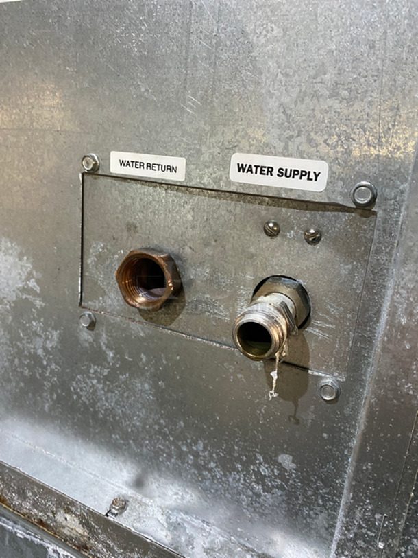 Crystal Tips Commercial Ice Maker Machine! On Commercial Ice Bin! All Stainless Steel! On Legs! 2X Your Bid Makes One Unit! Model: 602CWS16130 SN: 22061310P 115V 60HZ 1 Phase - Image 5 of 9