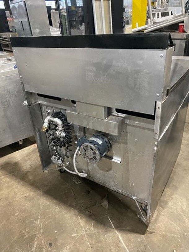 NICE! Garland Commercial Natural Gas Powered Hot Plate With Right Side Flat Griddle! Griddle Has Side Splashes! With Back Splash! With Oven Underneath! All Stainless Steel! - Image 4 of 11