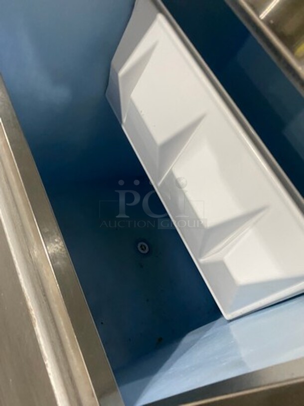 Manitowoc Commercial Ice Maker Machine! With Commercial Ice Bin! All Stainless Steel! On Legs! Model: ID0502A161D SN: 1120025579 115V 60HZ 1 Phase - Image 5 of 9