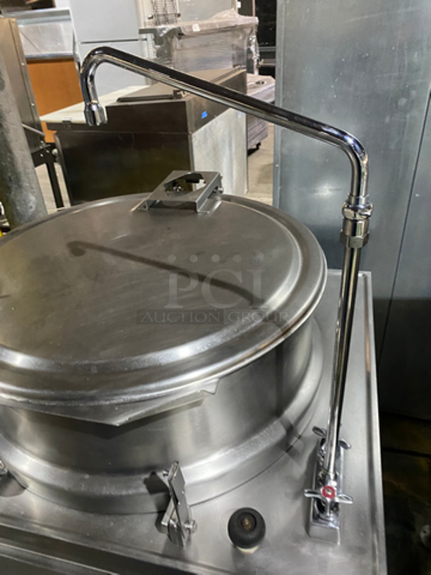 SWEET! Market Forge Commercial Tilted Soup Kettle! All Stainless Steel! On Legs! Model: MT40E0 480V 3 Phase - Image 9 of 9