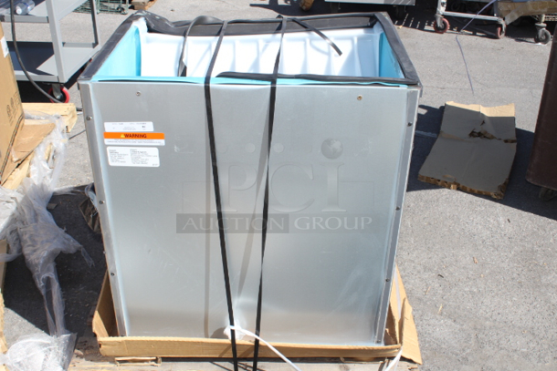 BRAND NEW SCRATCH & DENT! Manitowoc D400 Ice Storage Bin - 365 lb. S/N: 1121103695 30x34x38 - Image 4 of 8