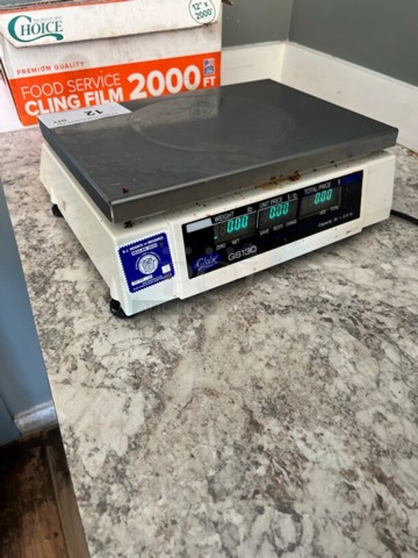 Globe Commercial Countertop Digital Weight/Price Scale! WORKING WHEN REMOVED! Model: GS130 - Image 5 of 7