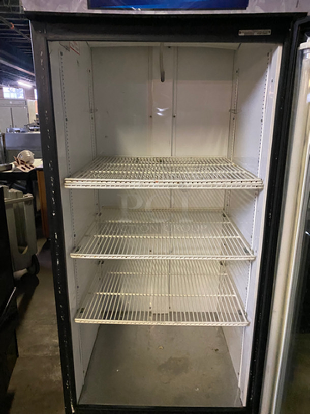 True Commercial Single Door Reach In Refrigerator Merchandiser! With View Through Door! With Poly Coated Racks! Model: GDM26 SN: 12130350 115V 60HZ 1 Phase - Image 5 of 8