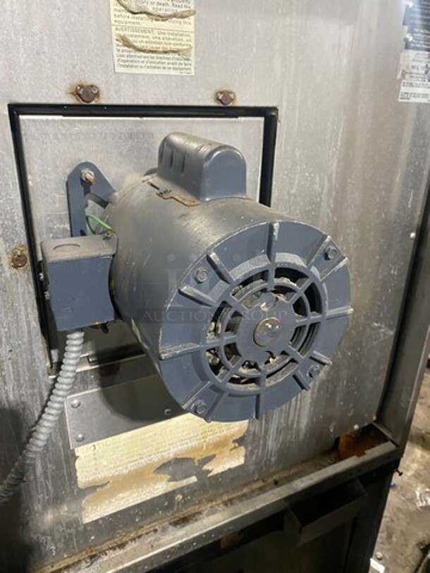 Garland Commercial Gas Powered Double Deck Convection Oven! With View Through Doors! Metal Oven Racks! All Stainless Steel! On Casters! Master Series! 2x Your Bid Makes One Unit! - Image 10 of 11