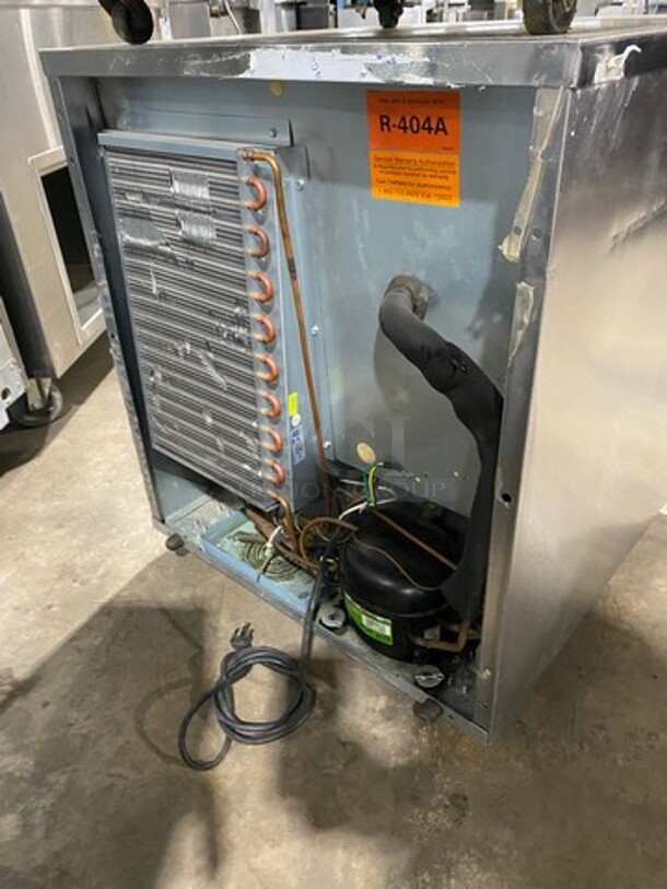 Delfield Commercial Single Door Lowboy/Worktop Cooler! All Stainless Steel! Model: 406STAR4 SN: 160515200004 115V 60HZ 1 Phase - Image 4 of 9
