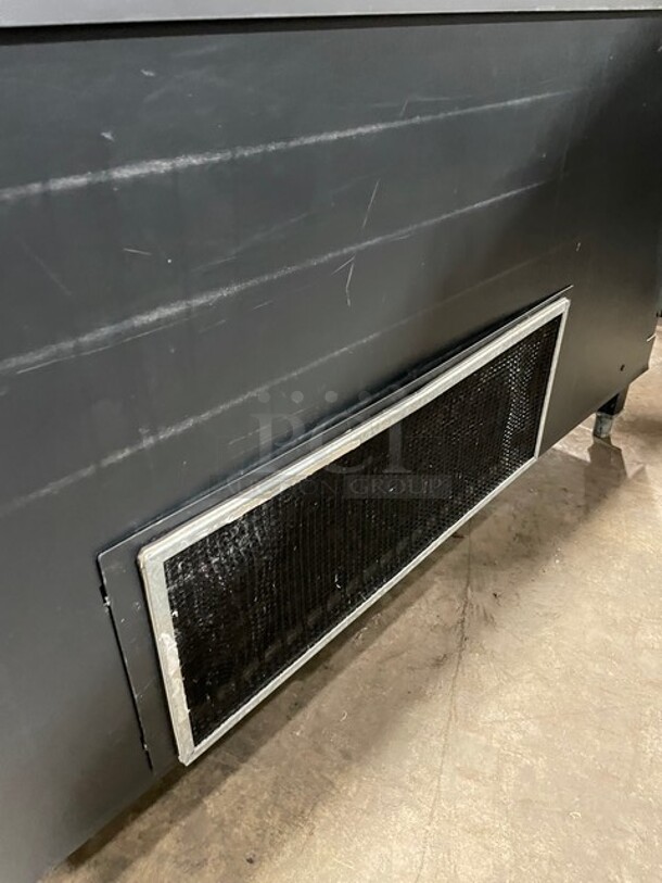 NICE! Structural Concepts Starbucks Style Refrigerated Open Grab-N-Go Display Case! With Glass Enclosed Merchandiser Showcase On Top! On Legs! 220V 1 Phase! Model: SBZ6652DR SN: 1034517 KU323310! Working When Removed!
 - Image 10 of 10