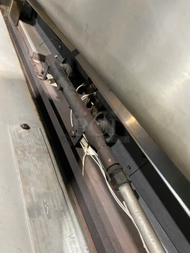 WOW! Blodgett Electric Powered Single Deck Pizza/Baking Oven! All Stainless Steel! On Legs! WORKING WHEN REMOVED! Model: 1048DD/AA-S SN: 112296QC092A 120V 60HZ 1 Phase - Image 8 of 10