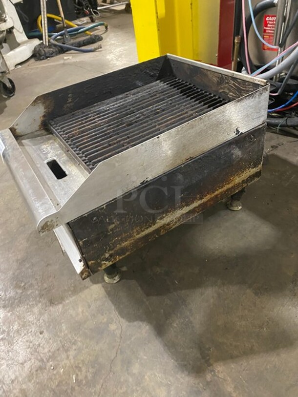 APW Wyott Commercial Countertop Natural Gas Powered Char Broiler Grill! With Back & Side Splashes! All Stainless Steel! On Legs! - Image 3 of 7