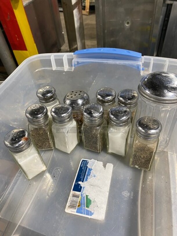 ALL ONE MONEY! MISCELLANEOUS! Includes Salt And Pepper Shakers, Seasoning Shaker, And Sugar Pourer! - Image 3 of 9