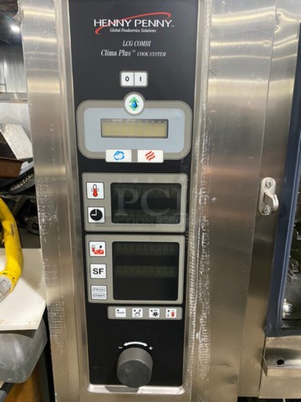 NICE! Henny Penny Commercial Natural Gas Powered Full-Size Combi Convection Oven! With View Through Door! With Underneath Pan Holding Area! Holds Full Size Pans/Trays! All Stainless Steel! On Legs! Model: LCG6 SN: G61CB99031003780 - Image 5 of 8