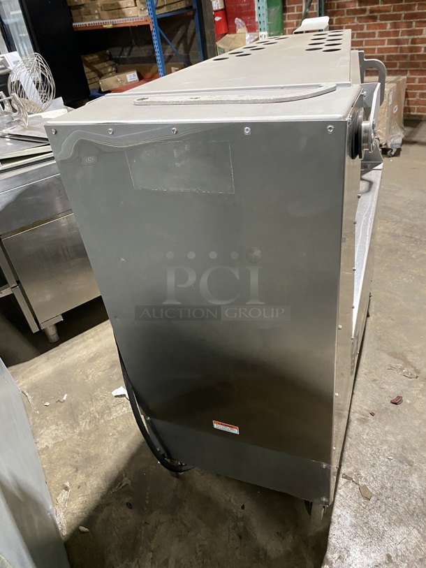 Hobart MG2032 Metal Commercial Floor Style Electric Powered Meat Mixer/Grinder w/ Foot Pedal on Commercial Casters! 3 Phase. MODEL:MG2032 SN:31-1433!
 - Image 4 of 10