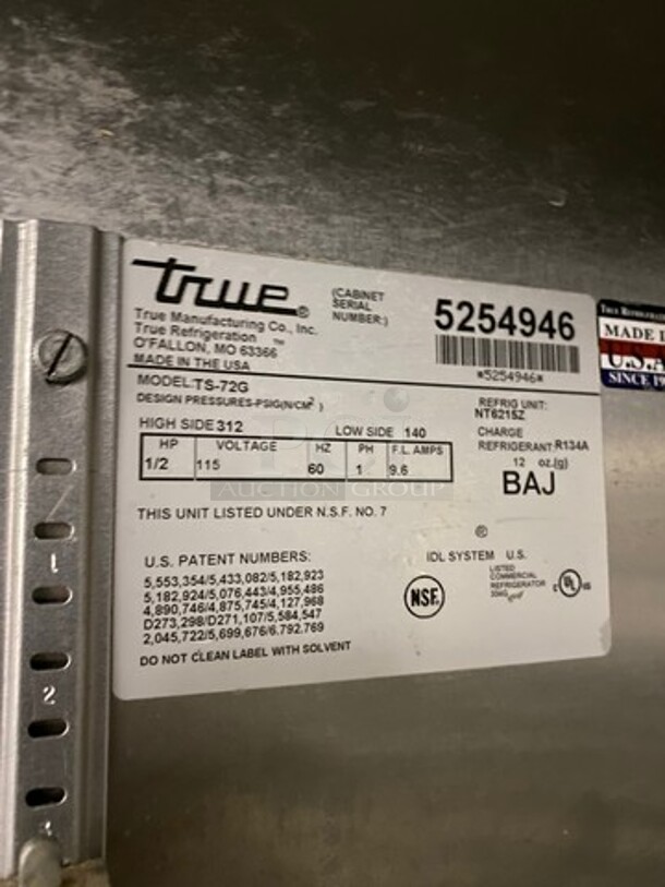 True Commercial 3 Door Reach In Cooler Merchandiser! With View Through Doors! Poly Coated Racks! Stainless Steel Body! Model: TS72G SN: 5254946 115V 60HZ 1 Phase - Image 7 of 8