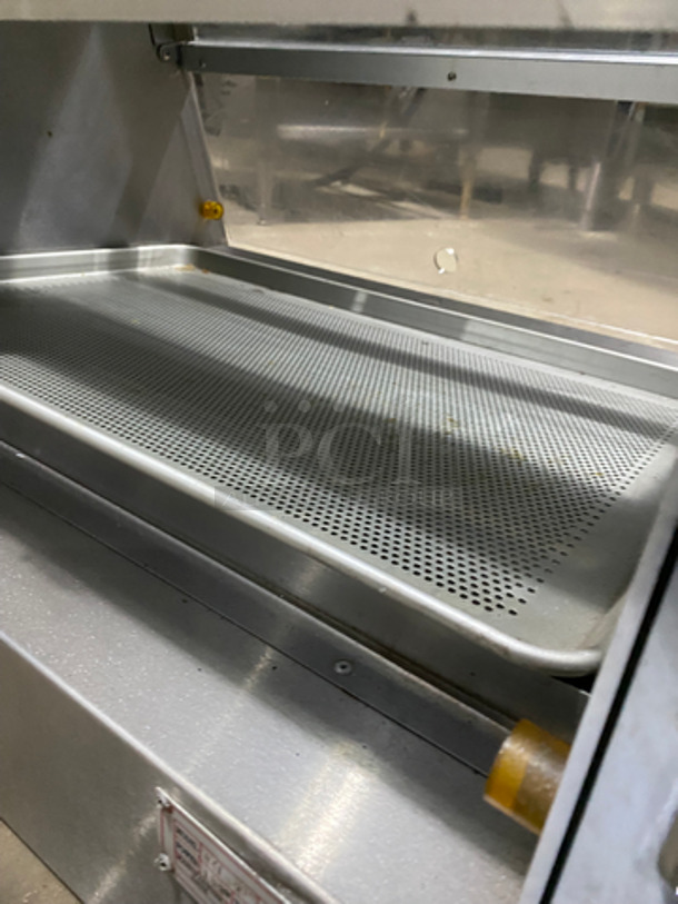 Commercial Countertop Heated Food Display Case! Front And Back Access Doors! Stainless Steel Body! - Image 5 of 9