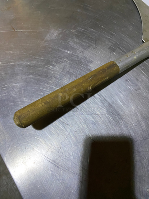 Stainless Steel Pizza Peel With Wooden Handle! - Image 2 of 4
