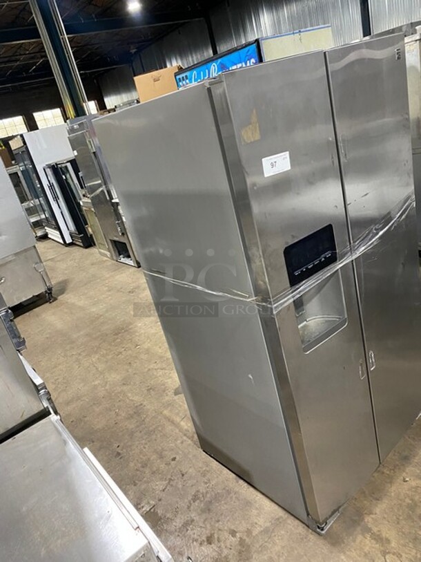 Kenmore 2 Door Refrigerator & Freezer Combo! Has Water & Ice Dispenser! Model 106.51133210 Serial HR53604463! 115V 1Phase! - Image 2 of 12