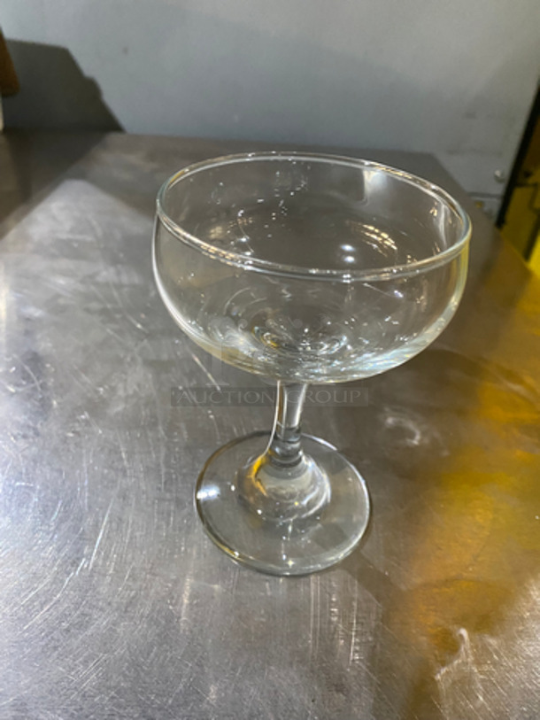 1 Crate Of Small Round Wine Glasses! Perfect For Mini Margaritas! 1 Crate Of Small Round Glass Cups! Perfect For Shots! Includes Poly Crates! 2x Your Bid! - Image 2 of 6
