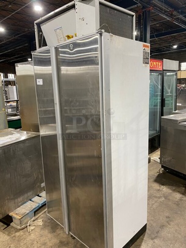 Sub Zero Reach In Cooler And Freezer Combo Unit! With Poly Shelves And Racks! Model: 561/F SN: M1688193 115V 60HZ 1 Phase - Image 2 of 9