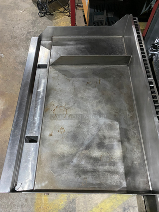 A GREAT BUY! Woodstone Commercial Countertop Natural Gas Powered Flat Griddle! With Split Top! With Back & Side Splashes! All Stainless Steel! - Image 5 of 9