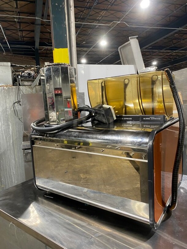 Mastrena II Thermoplan Starbucks Style Commercial Countertop Espresso Machine! With 3 Bean Hoppers! 208V! Model: M2-CS SN: 41000483! - Image 5 of 11