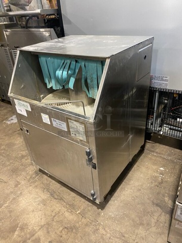 Noble Commercial Glass Washer! All Stainless Steel! On Legs! Model: WAREFORCECG1200 SN: 18I364322 208/230V 1 Phase - Image 2 of 9