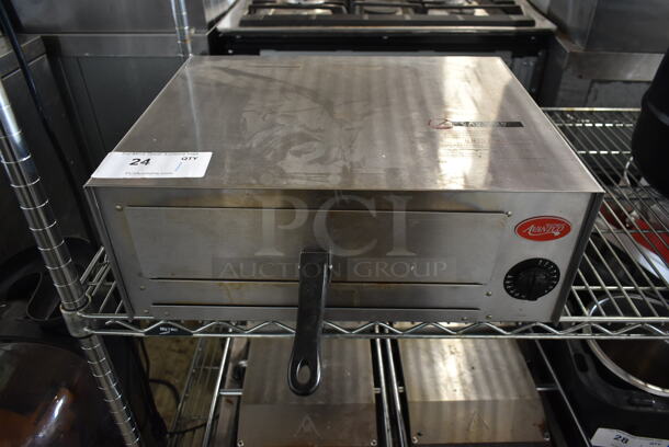 Avantco 177CPO12 Stainless Steel Commercial Countertop Snack / Pizza Oven. 120 Volts, 1 Phase. Tested and Working! - Image 1 of 11