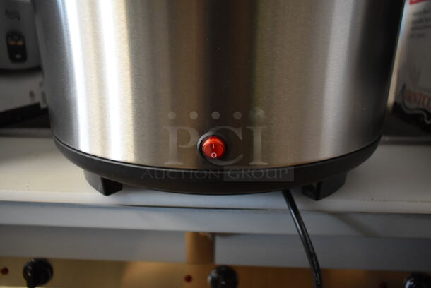 BRAND NEW SCRATCH AND DENT! Avantco 177RW92 Stainless Steel Commercial Countertop Rice Cooker. 120 Volts, 1 Phase. Tested and Working! - Image 7 of 11
