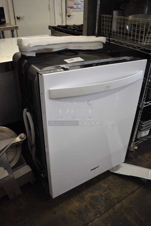 BRAND NEW SCRATCH AND DENT! Whirlpool WDT730PAHW 0 Metal Undercounter Dishwasher. 24x24x35 - Image 2 of 9