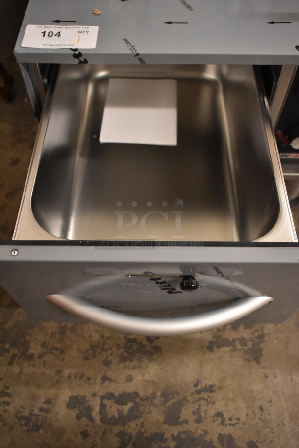 BRAND NEW SCRATCH AND DENT! 2023 ServIt 423WDNFS1 Stainless Steel Commercial Single Narrow Freestanding Drawer Warmer. 120 Volts, 1 Phase. Tested and Working! - Image 4 of 5