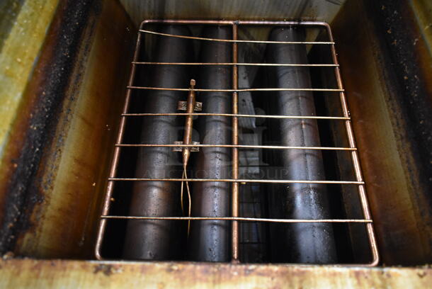 Vulcan 1VEG35M-1 ENERGY STAR Stainless Steel Commercial Floor Style Natural Gas Powered Deep Fat Fryer w/ 2 Metal Fry Baskets. 69,000 BTU. - Image 3 of 6