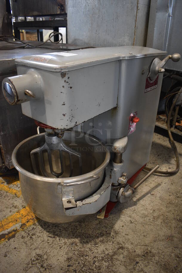 Univex Model 1222 Metal Commercial Countertop 20 Quart Planetary Dough Mixer w/ Paddle Attachment and Metal Bowl. 115 Volts, 1 Phase. 11x30x26. Tested and Working!