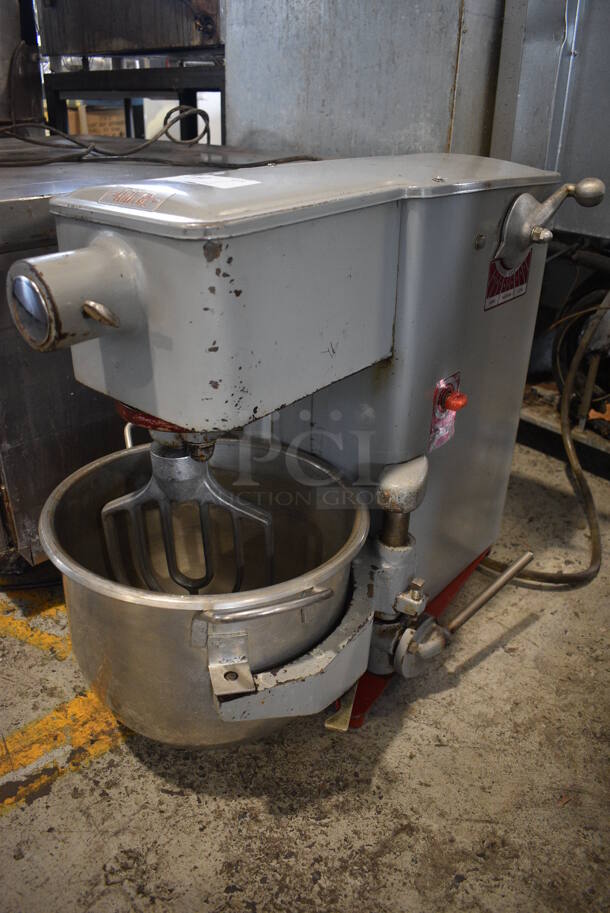 Univex Model 1222 Metal Commercial Countertop 20 Quart Planetary Dough Mixer w/ Paddle Attachment and Metal Bowl. 115 Volts, 1 Phase. 11x30x26. Tested and Working! - Image 1 of 10