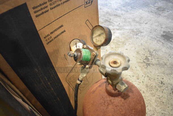 2 Various Metal Tanks. 7x7x27, 5x5x18. 2 Times Your Bid! - Image 3 of 4