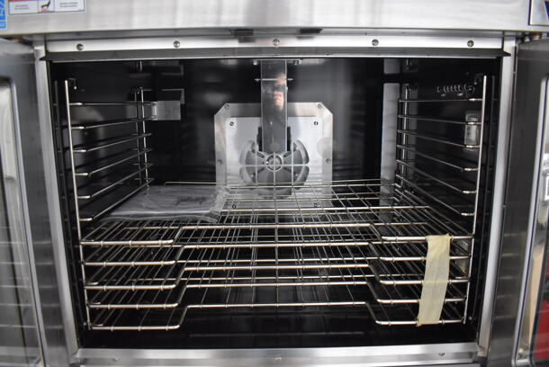 	BRAND NEW SCRATCH AND DENT! LATE MODEL! Vulcan Model VC5GD-11D1Z Stainless Steel Commercial Natural Gas Powered Full Size Convection Oven w/ View Through Doors, Metal Oven Racks and Thermostatic Controls on Metal Legs. 40x32x55. Tested and Working! - Image 5 of 8