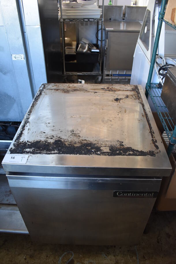 Continental SWF27 Stainless Steel Commercial Single Door Undercounter Freezer on Commercial Casters. 115 Volts, 1 Phase. 27.5x30x35. Tested and Working! - Image 5 of 7