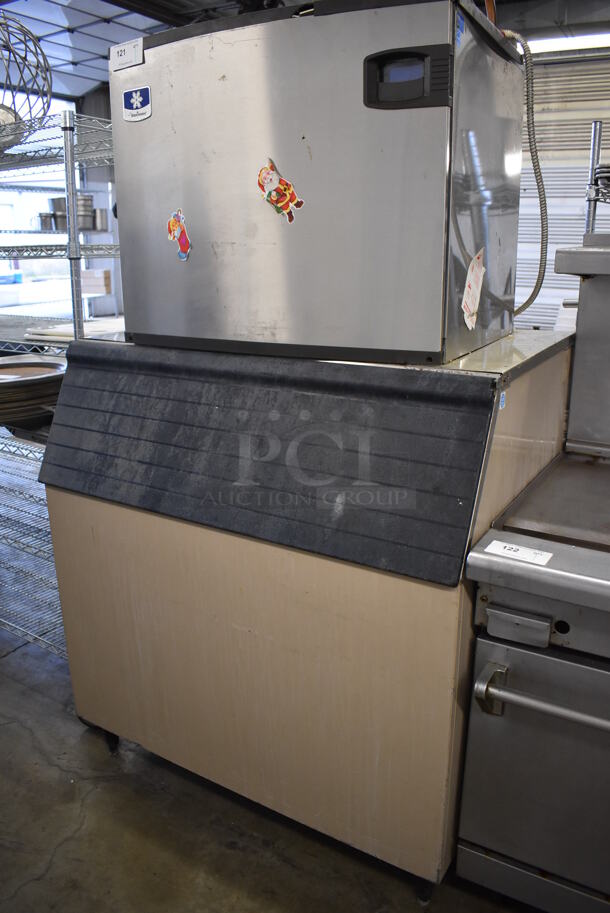Manitowoc IY1474C-161 Stainless Steel Commercial Ice Machine Head on Manitowoc Commercial Ice Bin. 115 Volts, 1 Phase. 42x32x72 - Image 2 of 5