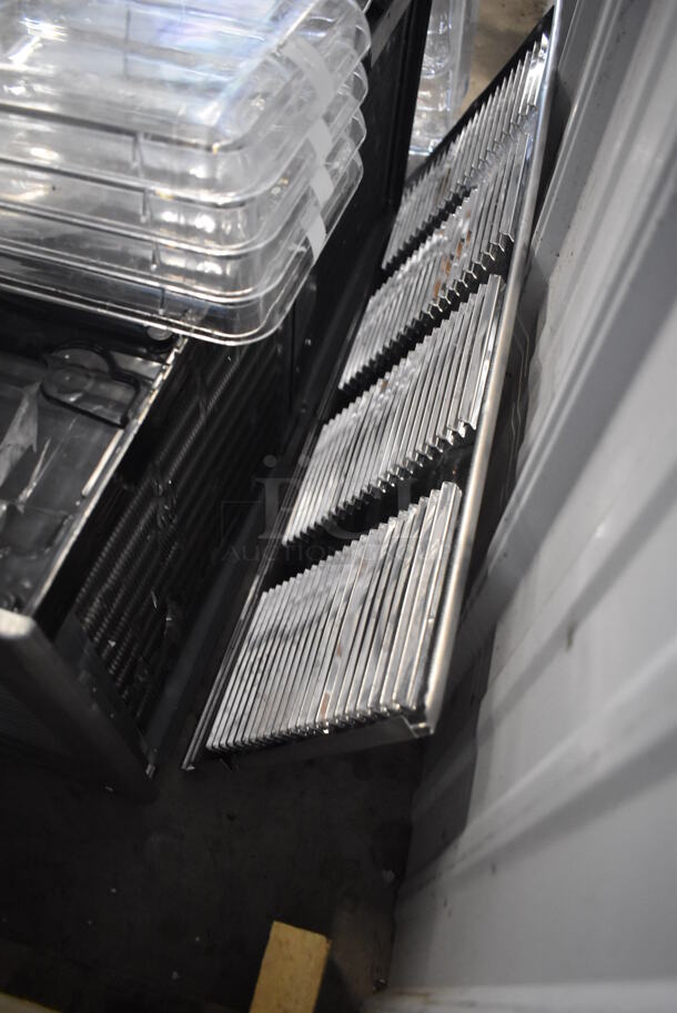 BRAND NEW SCRATCH AND DENT! Vollrath VBBE4-37-S Stainless Steel Commercial Countertop Quadruple 5.28 Gallon Bowl Refrigerated Beverage Dispenser with Stirring Paddle Circulation. 115 Volts, 1 Phase. Hoppers Are Stuck Together. Tested and Powers On - Image 7 of 10